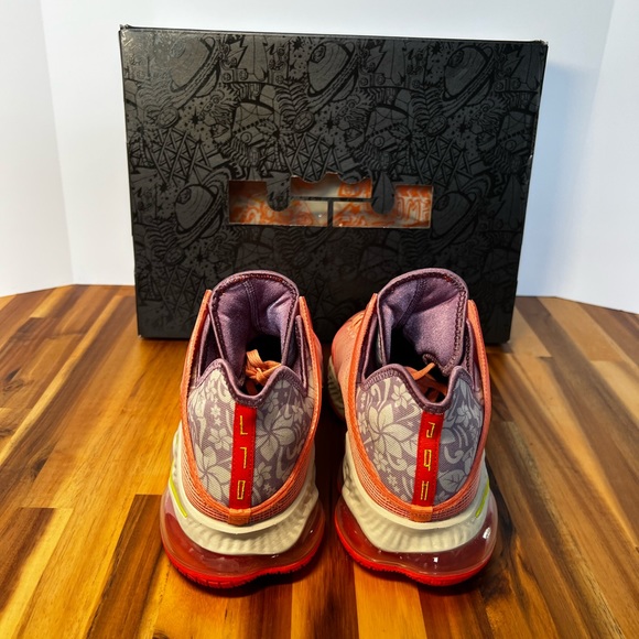 Nike Lebron XIX Low basketball shoes NWT - Picture 5 of 6